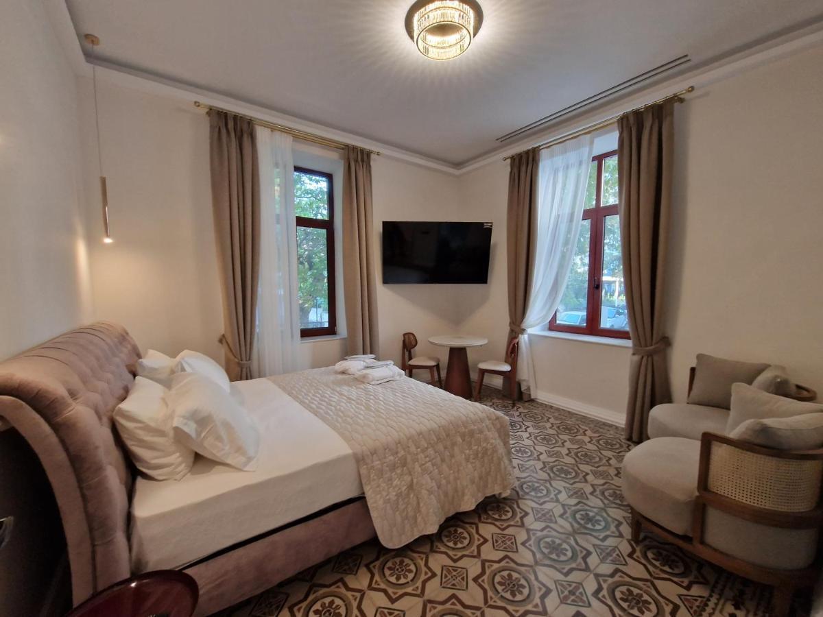 Jensen Luxury Suites Rhodes City Екстер'єр фото
