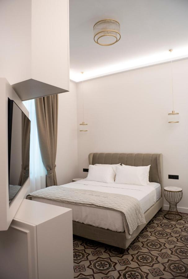 Jensen Luxury Suites Rhodes City Екстер'єр фото