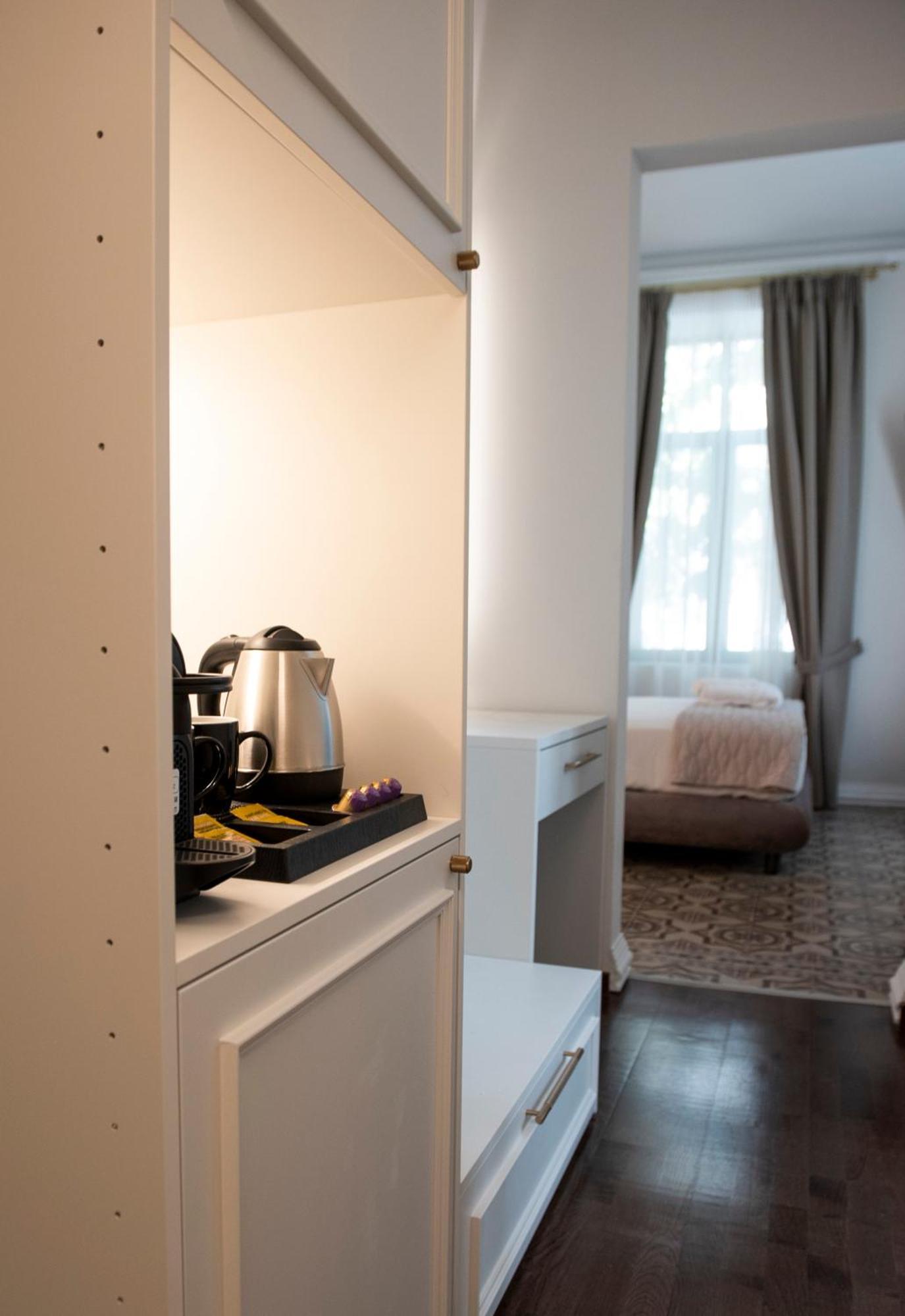 Jensen Luxury Suites Rhodes City Екстер'єр фото